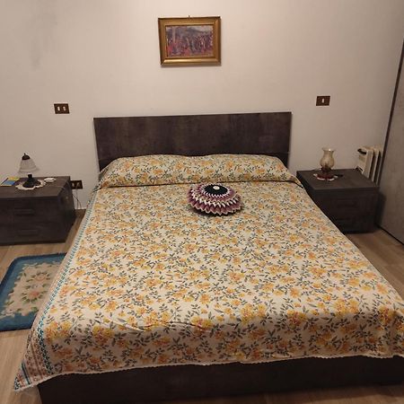 הוילה Casa In Antico Borgo Medievale A Tarano Ri, Via Giacomo Leopardi, 15 מראה חיצוני תמונה