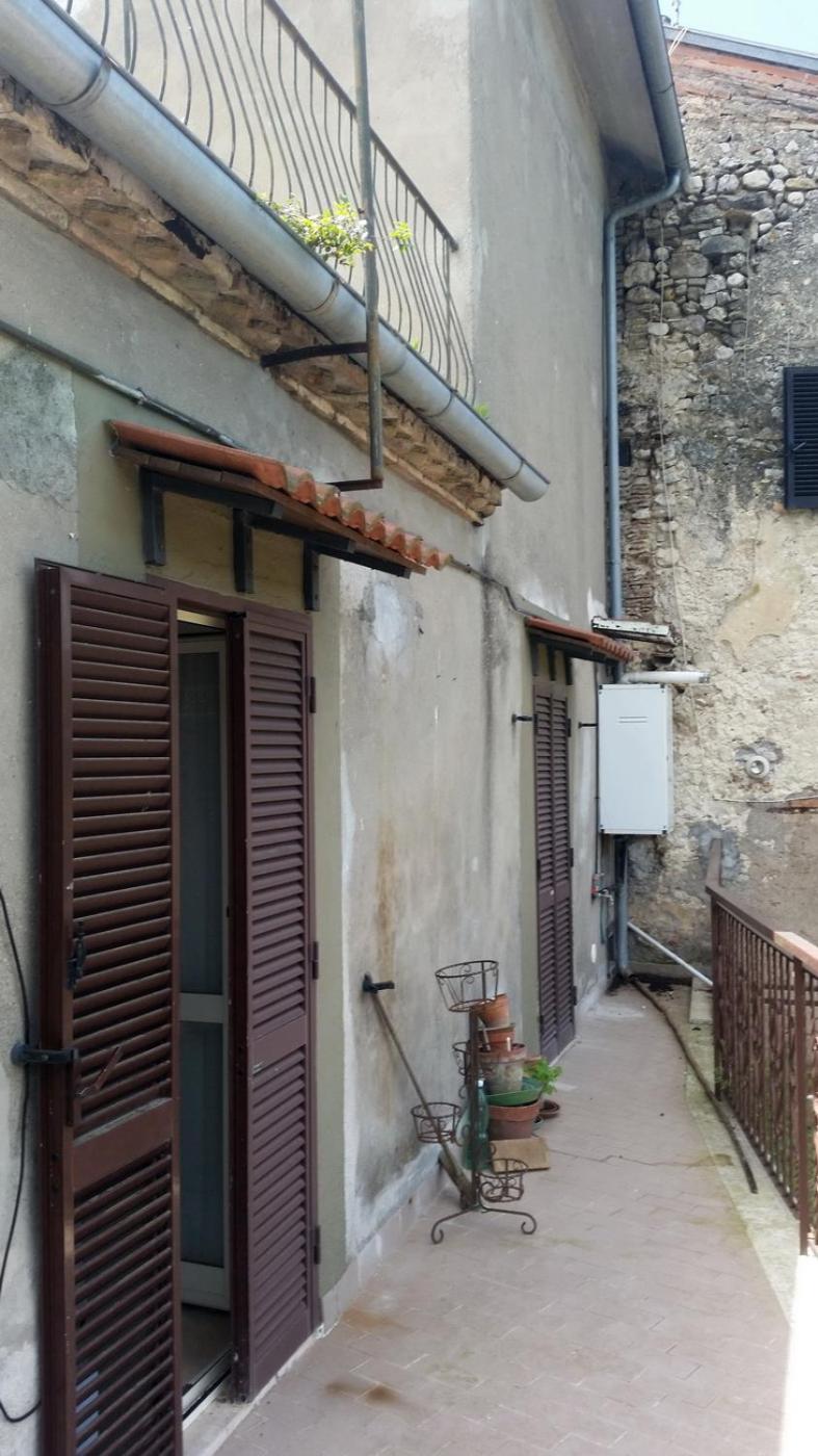 הוילה Casa In Antico Borgo Medievale A Tarano Ri, Via Giacomo Leopardi, 15 מראה חיצוני תמונה